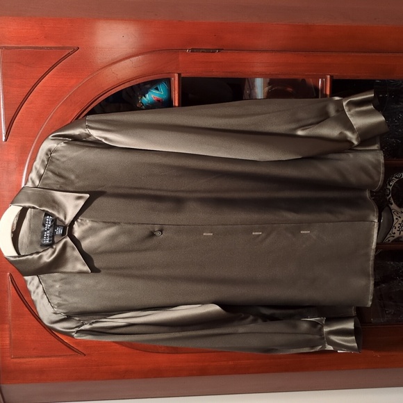 Vintage Linda Allard for Ellen Tracy 100% silk shirt - Picture 5 of 5